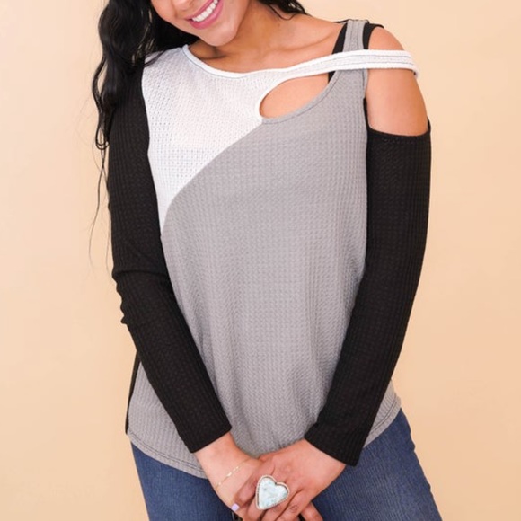BiBi Popcorn Waffle Knit with Buttoned Front Cami Top